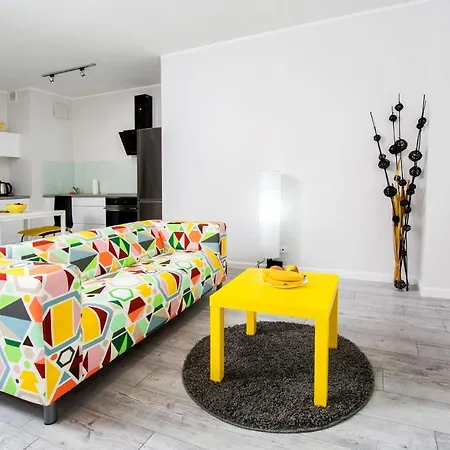 Apartment Night Rondo Daszynskiego *